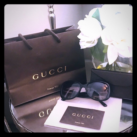 Gucci Accessories - Gucci Black Gradient Lens Cat Eye with GG logo